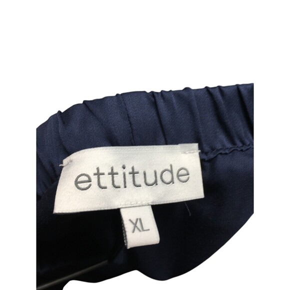 Ettitude Shorts Women's Size XL Navy Stretch 100% Bamboo Lyocell Stretch Light - Picture 3 of 6